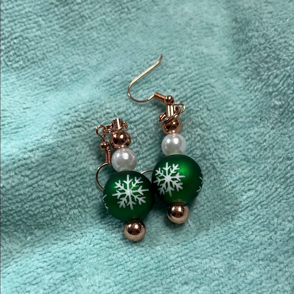Green Snowflake Earrings with Pearls